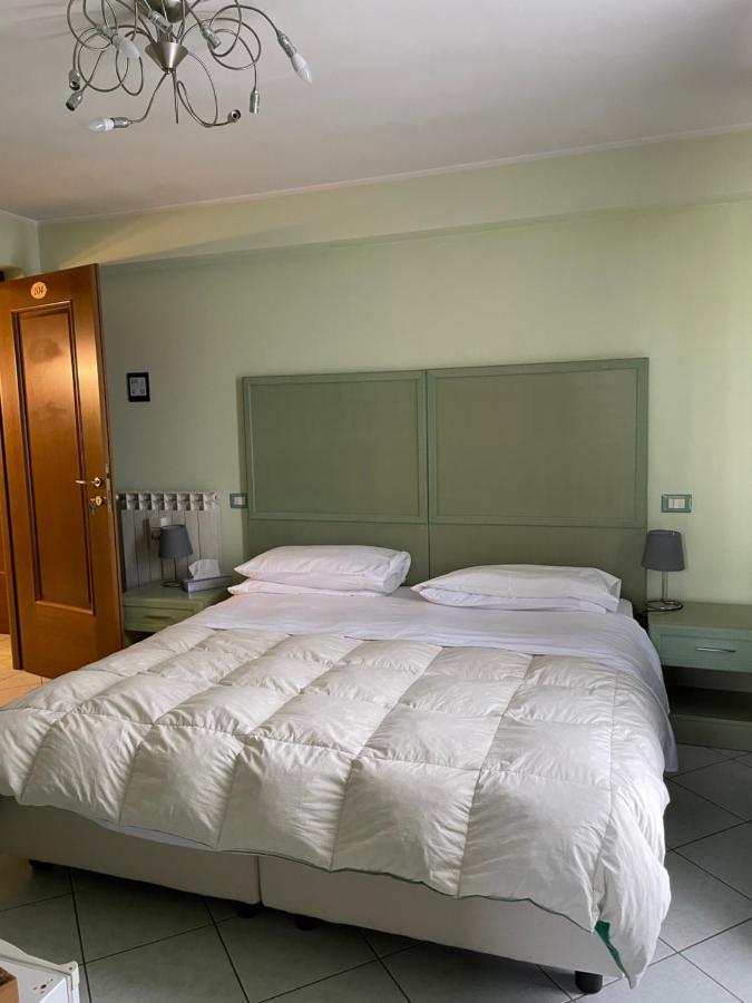 Casa Azzurra Camere Serravalle Sesia Dış mekan fotoğraf
