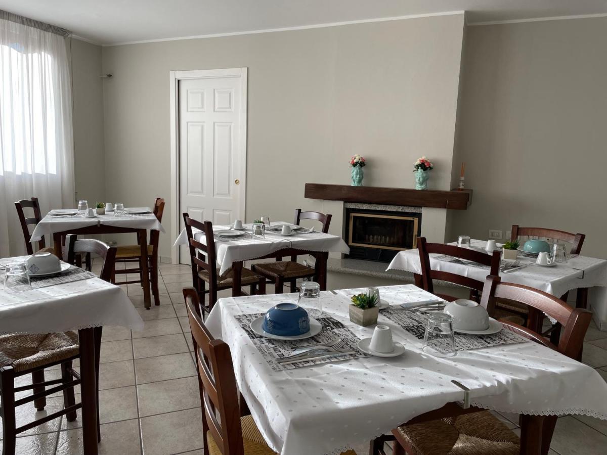 Casa Azzurra Camere Serravalle Sesia Dış mekan fotoğraf